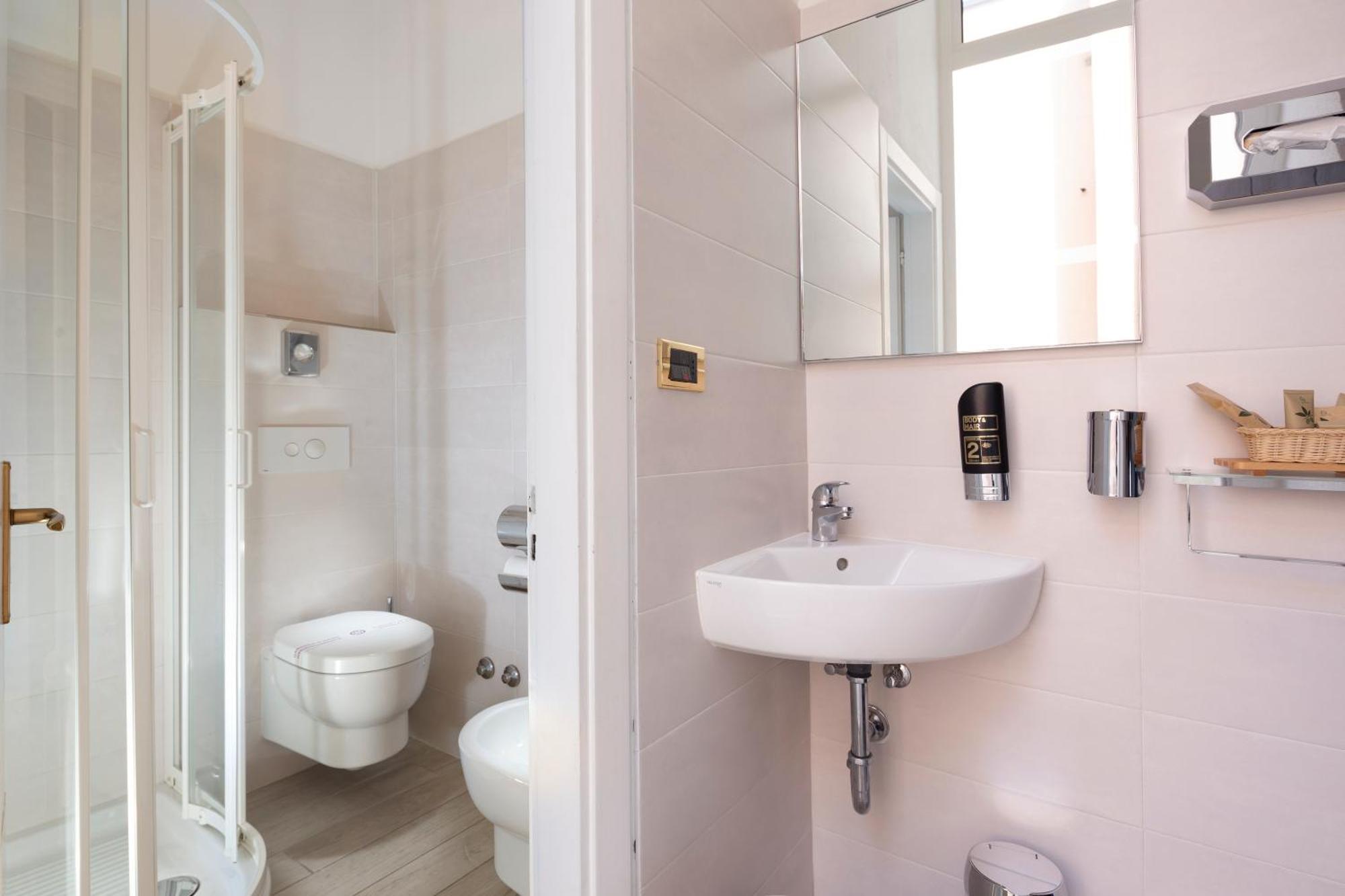 Italia Boutique Hotel